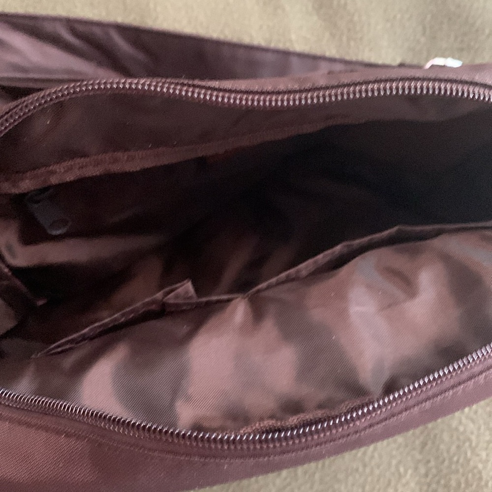 NWOT Scarleton brown vinyl bag.  Approx. 14 x 9..  Multiple zipper compartments - Picture 5 of 7